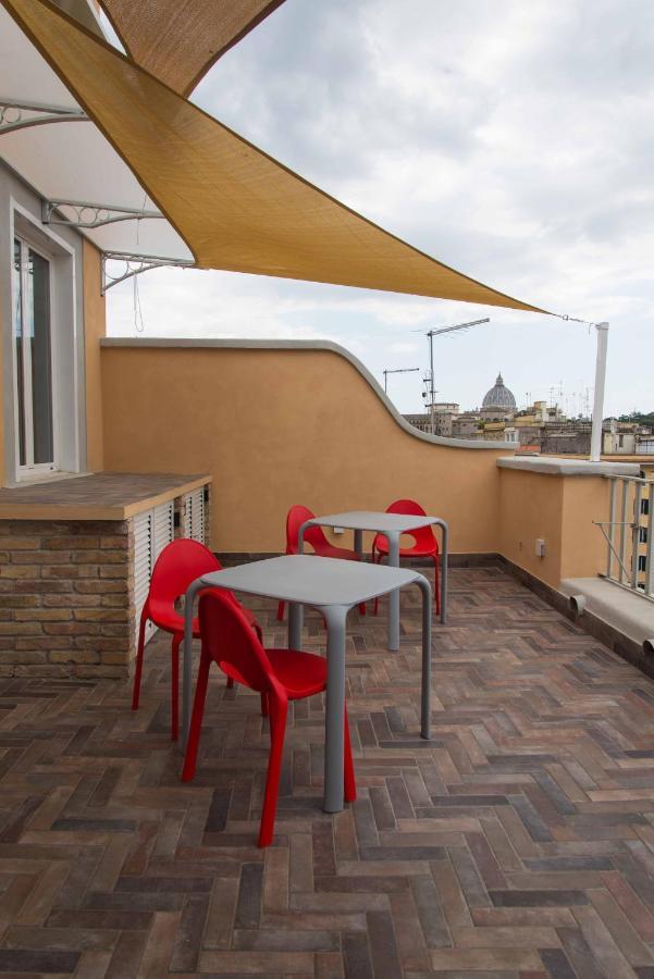 Terrazza Giuliana Rooftop روما المظهر الخارجي الصورة