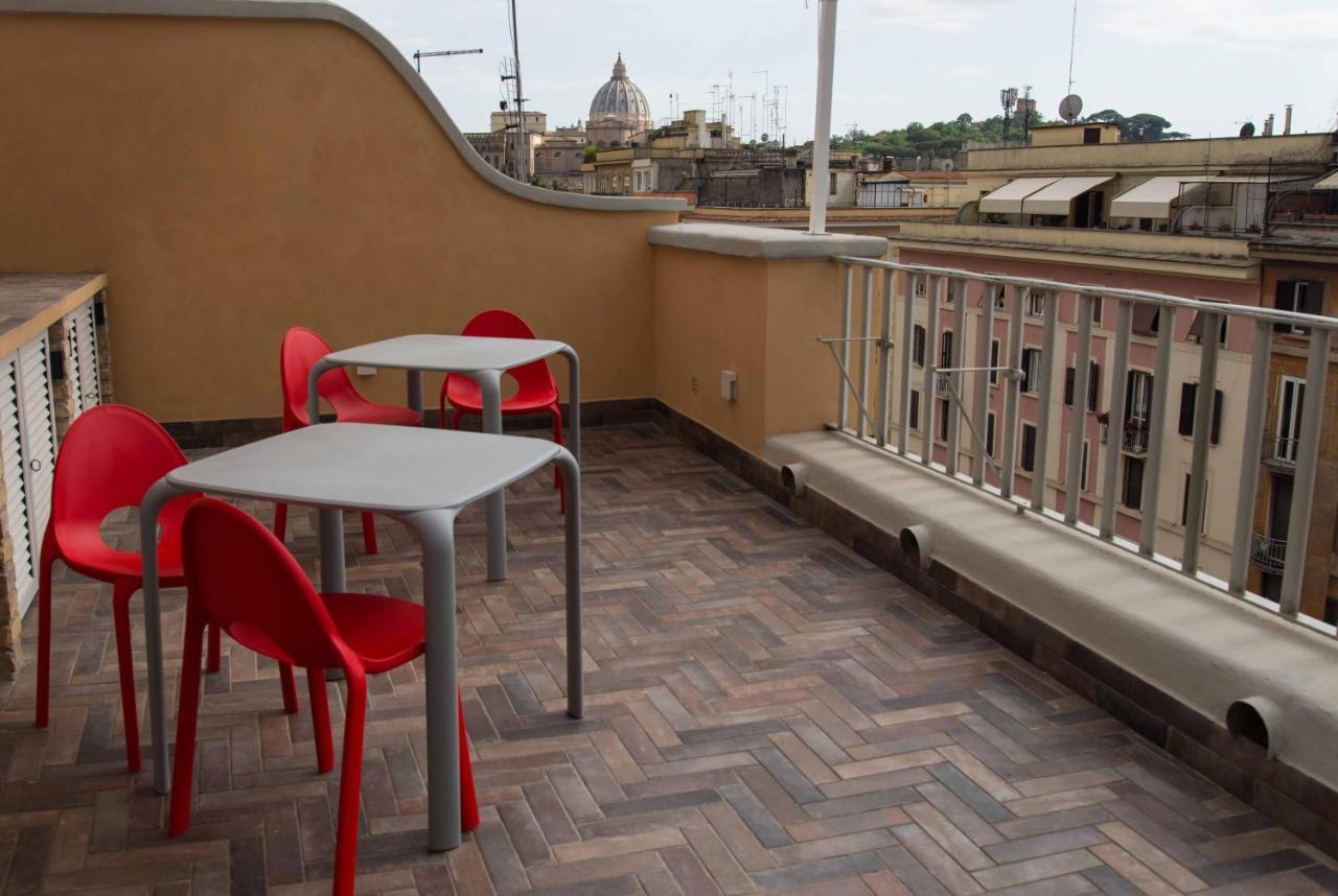 Terrazza Giuliana Rooftop روما المظهر الخارجي الصورة